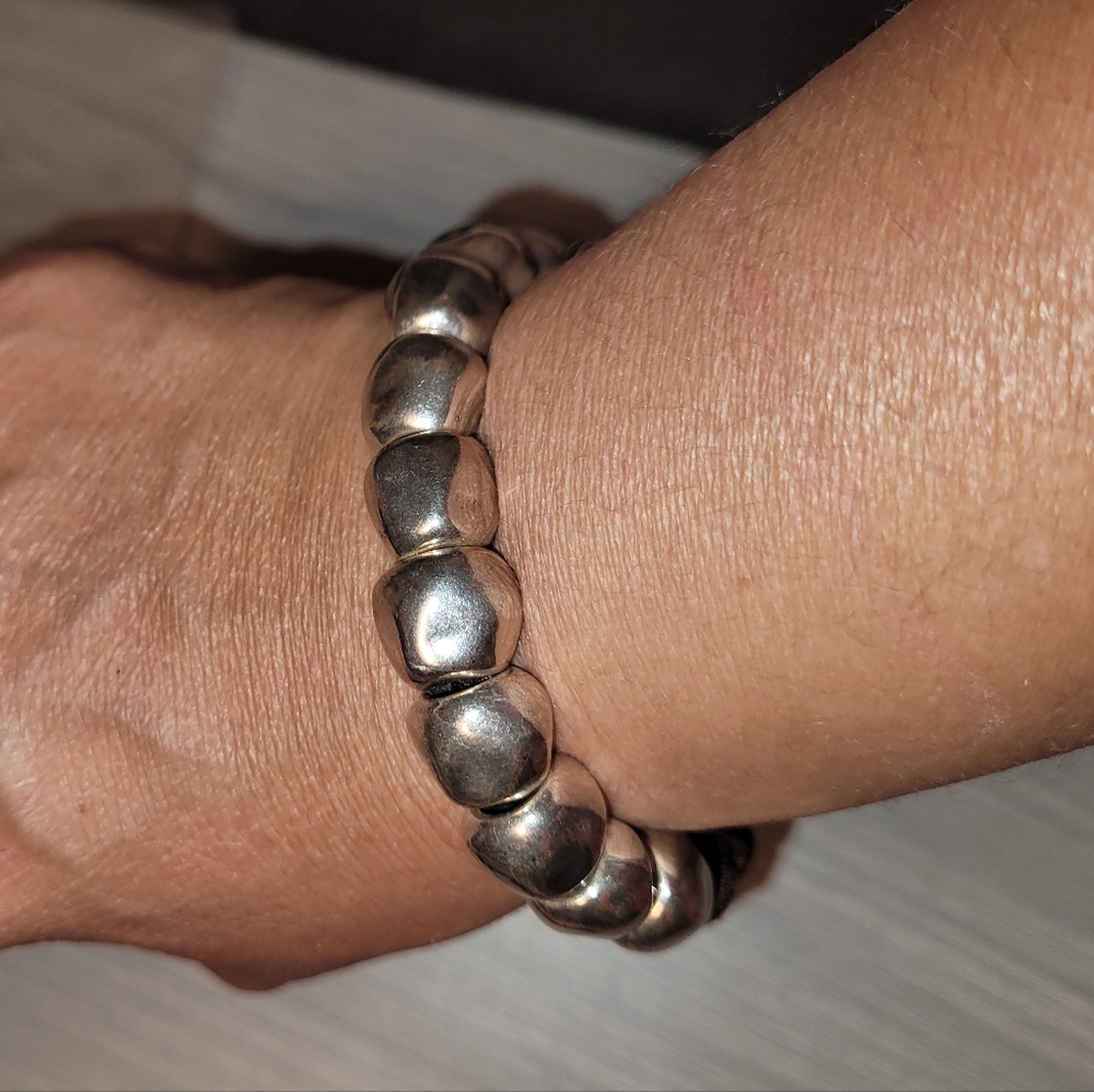 Cooling leather and silver bracelet